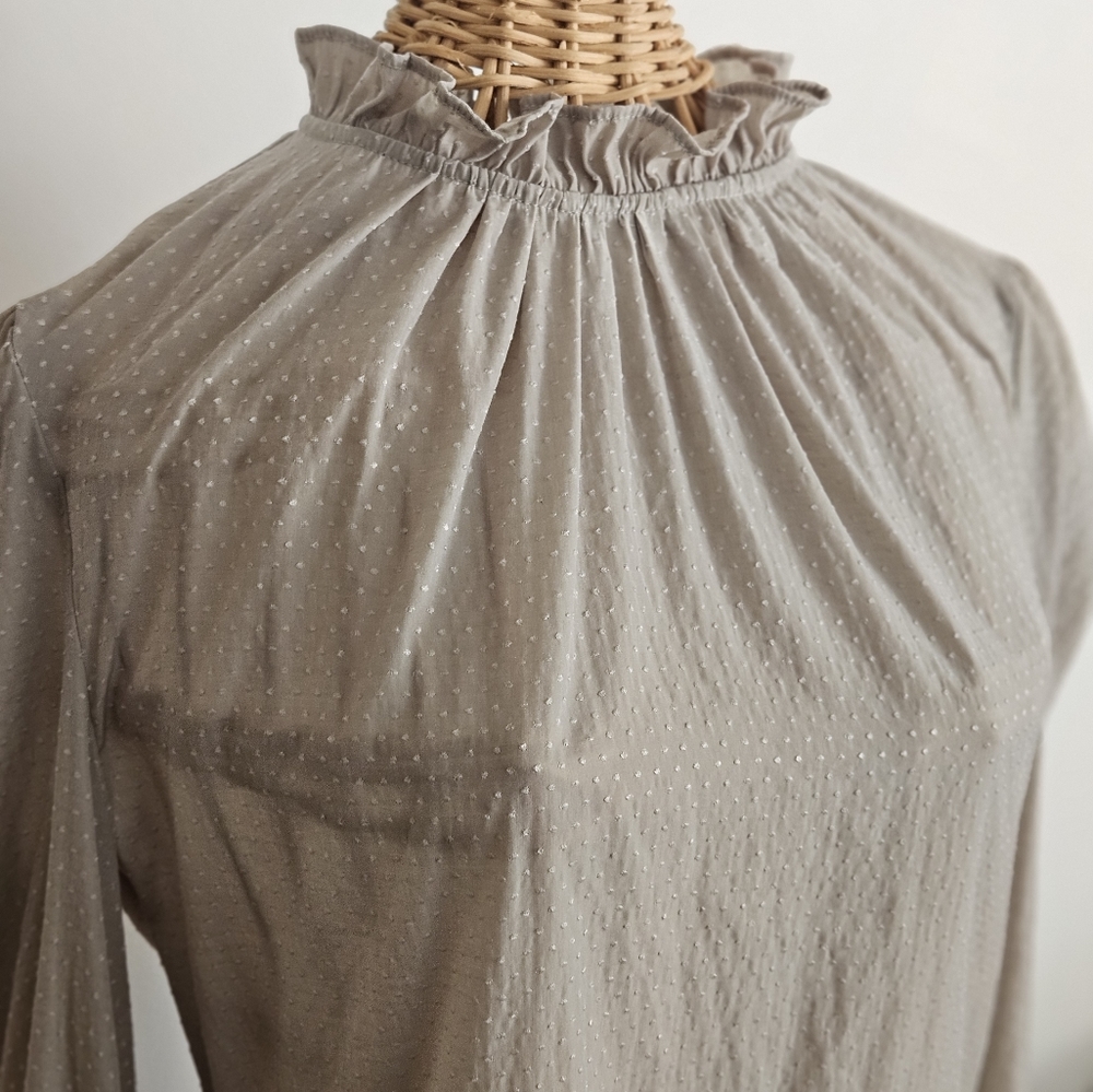 WHO WHAT WEAR Blouse, Size Small